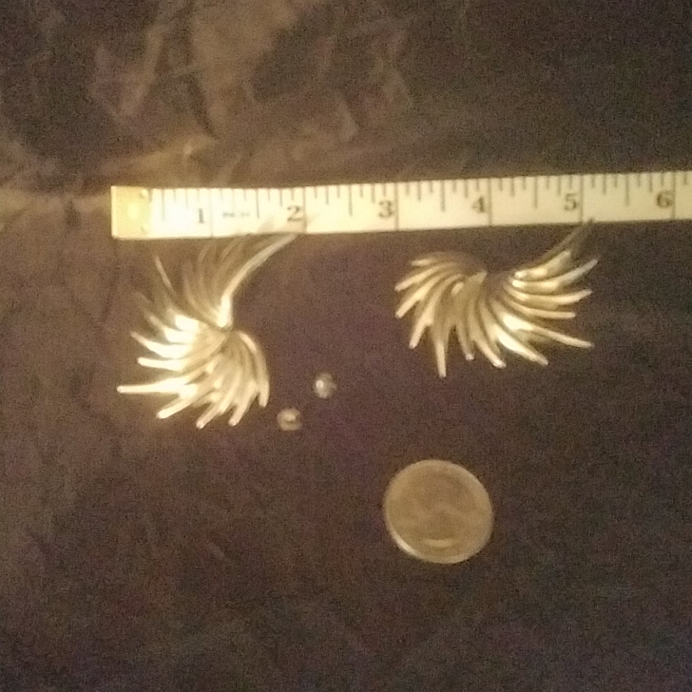 Statement earrings - Picture 2 of 3